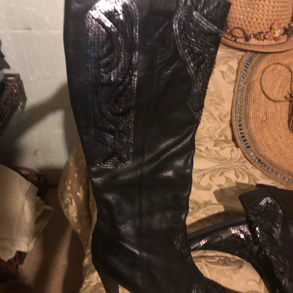 Boots - Picture 2 of 2